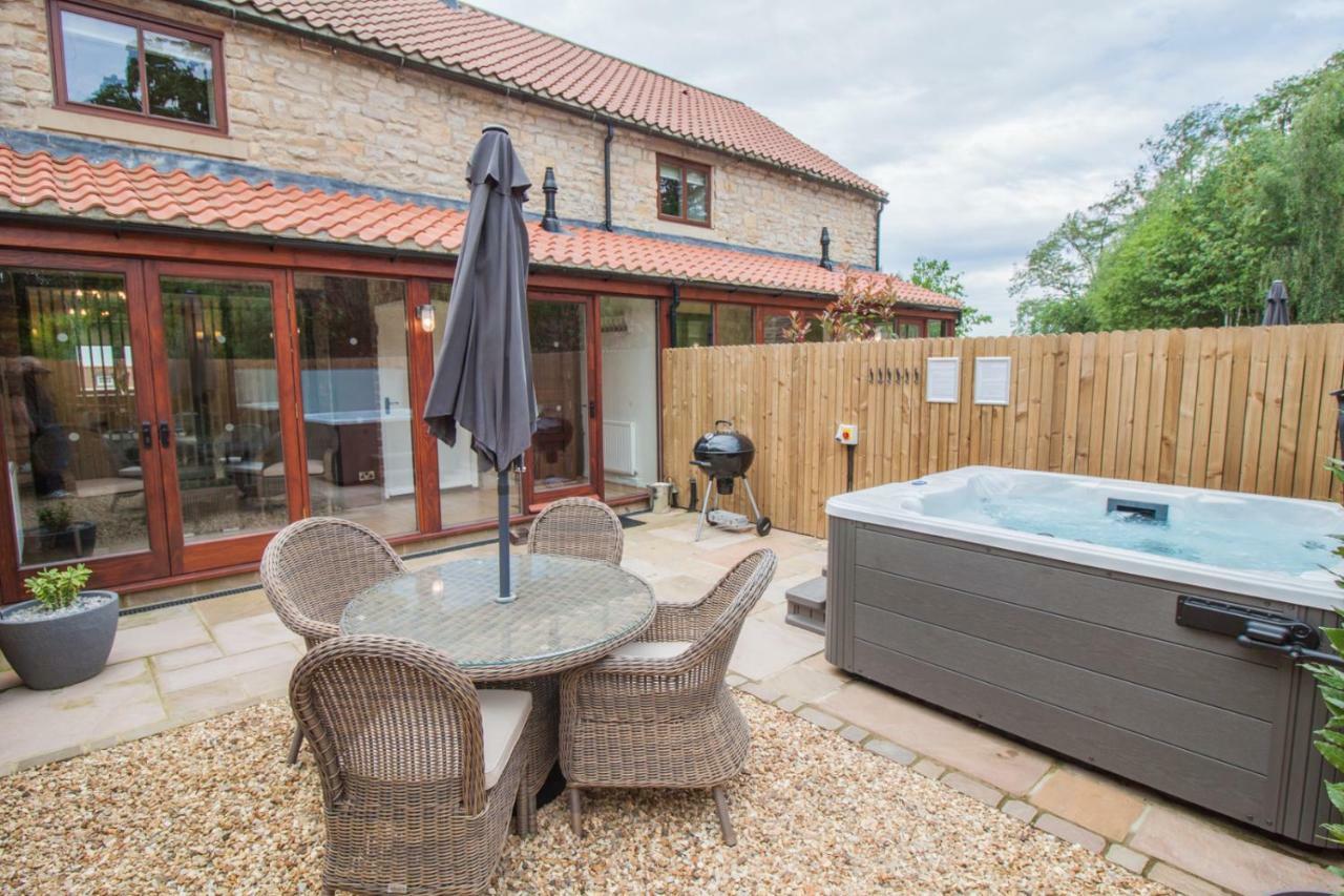 High Oaks Grange - Cottages Pickering Luaran gambar